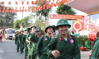 Cấm hạ sĩ quan - binh sĩ sử dụng xe máy tham gia giao thông