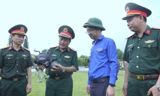 Bí thư Trung ương Đoàn kiểm tra công tác Đoàn tại Binh chủng Hóa học