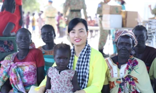 Những ‘bông hồng thép’ Việt Nam tỏa sáng ở châu Phi