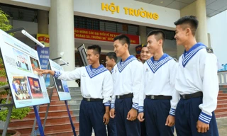 Giới thiệu nhiều tài liệu, bản đồ khẳng định chủ quyền Hoàng Sa, Trường Sa của Việt Nam