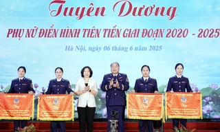 Nhiều 'bóng hồng' Cảnh sát biển lập thành tích xuất sắc