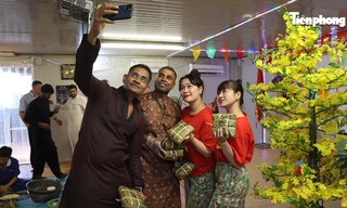 Bác sĩ mũ nồi xanh và góc Tết Việt ấm áp tại Nam Sudan