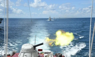 Xem Hải quân Vùng 5 tiêu diệt mục tiêu trên không, trên biển