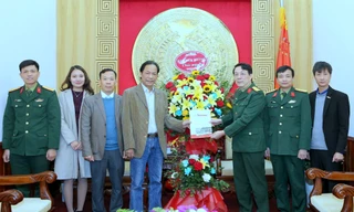 Báo Tiền Phong luôn đồng hành với Bộ đội Cụ Hồ