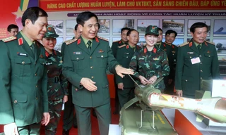 Đại tướng Phan Văn Giang: Kết hợp chặt chẽ giữa huấn luyện và duy trì kỷ luật 