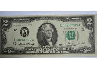 Tờ 2 USD lì xì Tết đẩy lên giá 3 triệu đồng