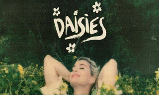 Sát ngày lâm bồn, Katy Perry vẫn thừa sức “gây bão” với single mới “Daisies”