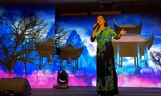 Da diết tiếng lòng Việt trên quê hương Chopin