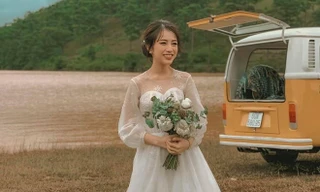 Dàn hot girl sinh năm 1999 lên xe hoa khi còn rất trẻ