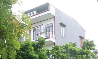 Cơ ngơi 3 tầng nhà bà Tân Vlog ở Bắc Giang