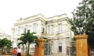 Công tử Bạc Liêu xài hết 5 tấn vàng thế nào?