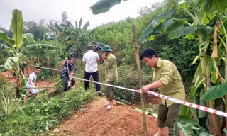140 hộ dân sống cạnh chân đồi nứt toác, Ninh Bình ban bố tình huống khẩn cấp