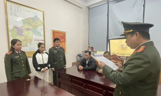 Nữ quái cầm đầu tổ chức tội phạm chuyên dùng nick ảo lôi kéo người khác chơi game rồi chiếm đoạt tiền