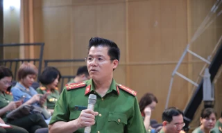 Cảnh sát hướng dẫn tháo gỡ vướng mắc về PCCC đối với công trình hiện hữu