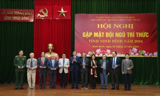 Ninh Bình gặp mặt, tôn vinh những đóng góp của đội ngũ trí thức 