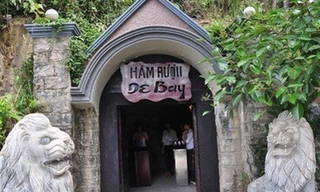 Hầm rượu cổ xuyên lòng núi