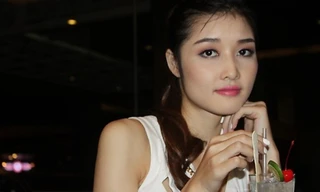 'Hoa hậu trả vương miện' tiết lộ giá cát-sê sau scandal