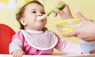 6 thực phẩm không dành cho trẻ dưới 1 tuổi 