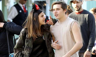 Cậu cả nhà Beckham lộ ảnh đi chơi với người mẫu 16 tuổi