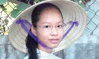 Em Huyền thuộc dạng thí sinh khiếm thị được tuyển thẳng vào đại học, nhưng bây giờ mắt đã sáng nên em quyết định dự thi vào ngành tiếng Nhật và ngành đàn Tam thập lục