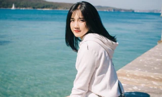 Hành trình từ “bình hoa di động” thành diễn viên được săn đón của cô gái Sài Gòn