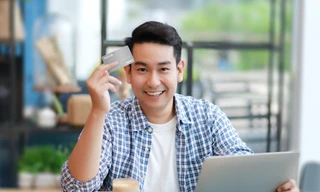  Thẻ Vay VietCredit - An tâm như vay người thân