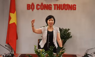 Thứ trưởng Bộ Công Thương Hồ Thị Kim Thoa