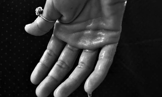 Quên Face ID hay mống mắt đi, sắp tới unlock điện thoại sẽ bằng mồ hôi 