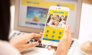 Chỉ với một thao tác quét mã QR bằng ứng dụng Mobile Banking 2018, khách hàng có thể thanh toán ngay trong tích tắc mà không cần nhập thông tin thẻ hay tài khoản.