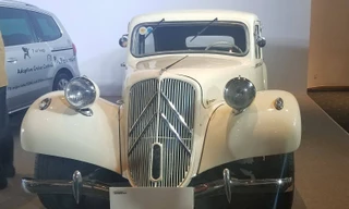 Nhiều hãng xe sang tham dự triển lãm