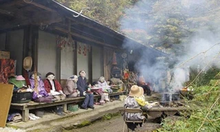 Làng toàn người nộm ở Nhật