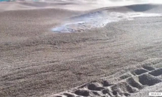 Giải mã bí ẩn loại đá có khả năng nổi trên mặt nước