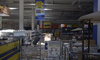 Hôi của kinh hoàng tại siêu thị Metro