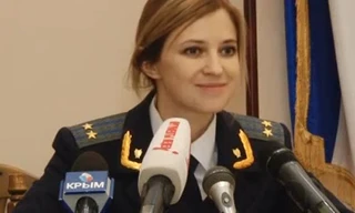 Natalia Poklonskaya trong buổi họp báo hôm 19/3. Ảnh chụp màn hình