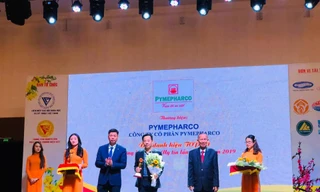 Pymepharco nhận Cúp Vàng Top 10 'Thương hiệu Việt uy tín lần thứ 15'