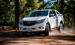 Mazda BT-50 có giá mới: giảm đến 60 triệu đồng 