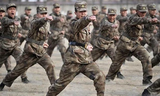 Quân đội Trung Quốc từng sở hữu đế chế kinh doanh tỷ USD. Ảnh: Reuters