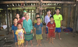 Ngỡ ngàng những gia đình kỳ lạ nhất Việt Nam