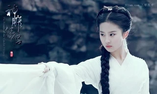 Lưu Diệc Phi đẹp tinh khôi ở tuổi 16 khi đi thử vai 'Tiểu Long Nữ' 