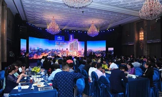The Grand Manhttan khẳng định sức hút mạnh mẽ với hàng trăm khách hàng trong sự kiện giới thiệu chính thức. 