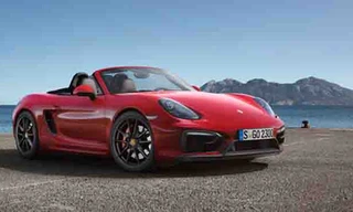 Chiếc xe mà cụ bà 79 tuổi lái ra đường vào đêm mất ngủ là Porsche Boxster GTS.