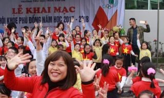 Cô giáo Nguyễn Thị Lệ Hằng được nhà trường đánh giá là giáo viên giỏi, nhiệt huyết. (Ảnh: FBNV)