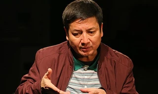 Chí Trung cho biết sân khấu từng sống đời sống thực vật, do vậy muốn tồn tại phải vật lộn. Ảnh: Quỳnh Trang.