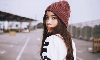 Cô gái “đi lạc vào chuồng gà“ bỗng nhiên nổi tiếng