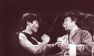 Lý Huỳnh - Lý Hùng trên phim "Người không mang họ".