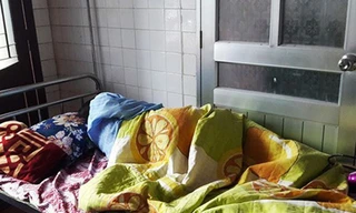 Đề nghị khởi tố phụ huynh đánh giáo viên ở Nghệ An