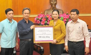 TKV trích 800 triệu đồng ủng hộ đồng bào miền Trung