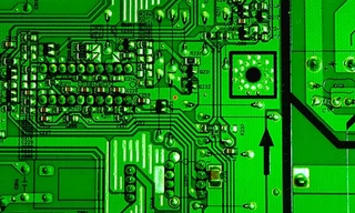 Bộ vi mạch máy tính kỹ thuật số.