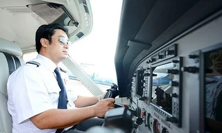 Áp lực tập luyện, công việc và duy trì sức khỏe nên không phải ai cũng kiên trì được giấc mơ bay, dù để đạt được nó, họ đã phải chi những khoản tiền khổng lồ. Ảnh: Tuấn Mark.