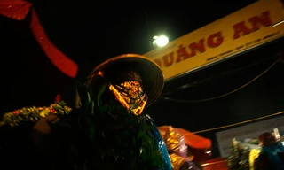 Chợ hoa Quảng Bá nhộn nhịp ngày 8/3 